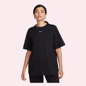 Nike The Nike Tee Loose Fit Size Small